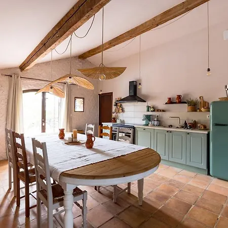 Ferienhaus Unique Sheepfold In Connection With Nature Treilles